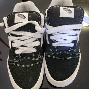 Vans Old Skool Classic Skate Sneakers Size 7 Black White